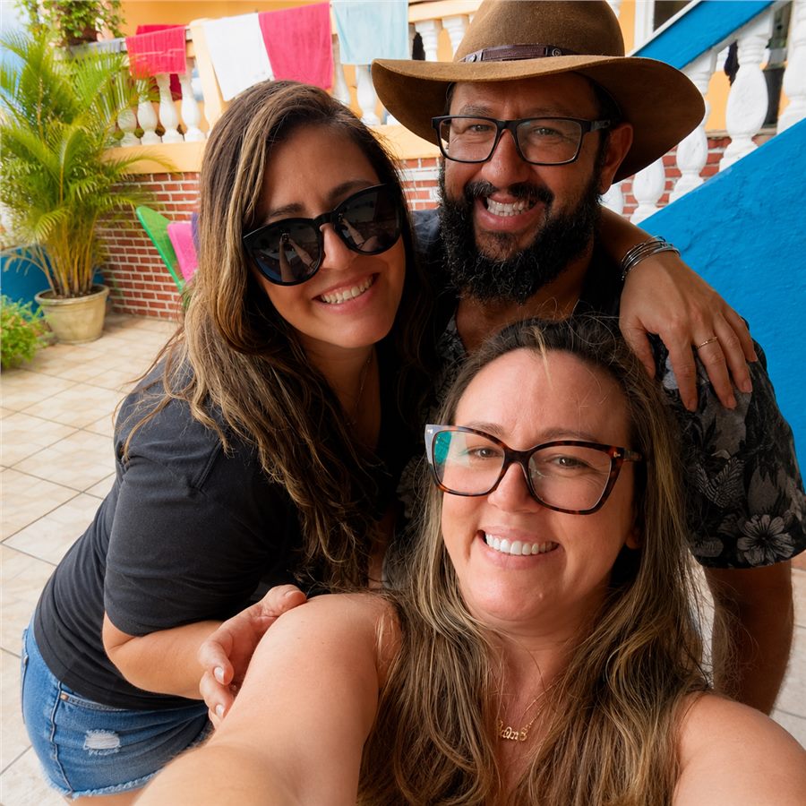 Bótons personalizados com tema Família e Amigos